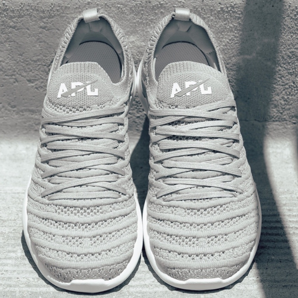 APL TechLoom Wave Men’s Performance Luxury Running Shoe sz 11 Gray